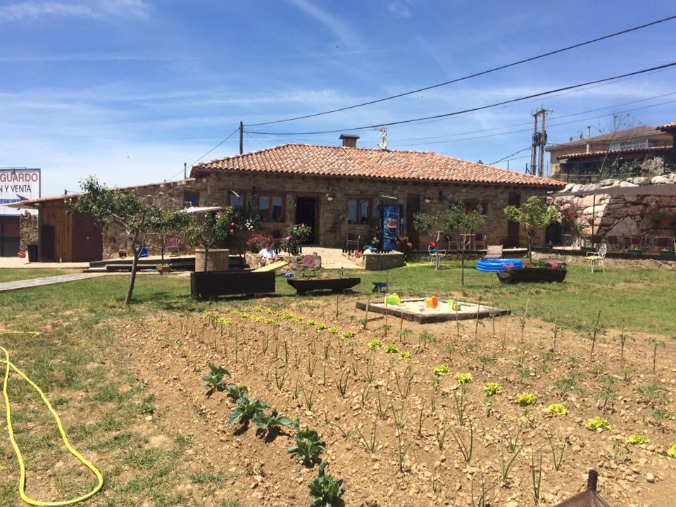 Albergue De Peregrinos- La Casa Del Camino Valverde de la Virgen Exterior photo